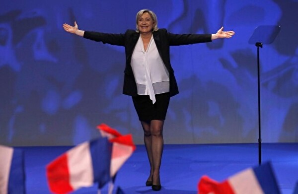 フランス下院議員選挙マクロン与党105議席失う大敗北｜ルペン国民連合は大躍進